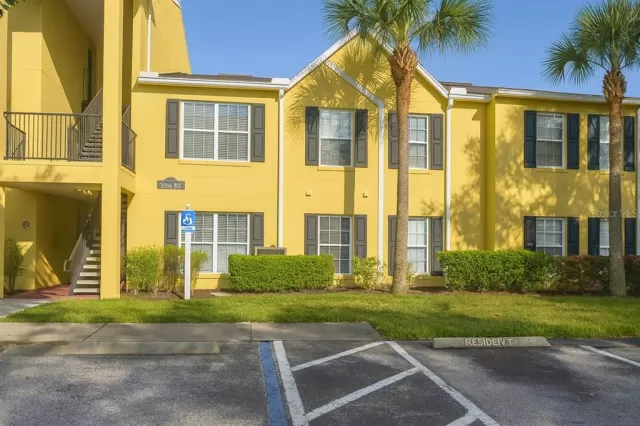 MLS: O6350708 Condo For Sale