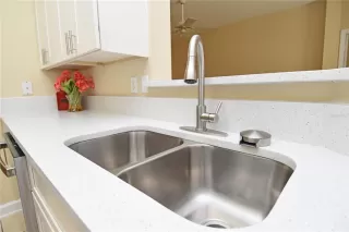 Photo #3: O6350992 Listing 