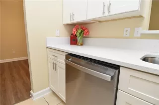 Photo #4: O6350992 Listing 