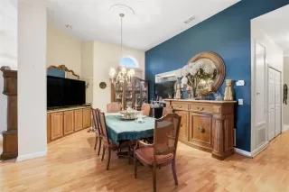 Photo #5: O6351089 Listing 