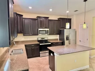 Photo #4: O6351117 Listing 