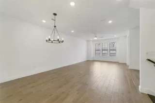 Photo #5: O6351465 Listing 