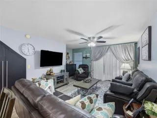 Photo #5: O6351506 Listing 