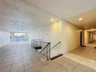 Photo #6: O6351519 Listing