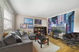 Photo #5: O6351549 Listing 