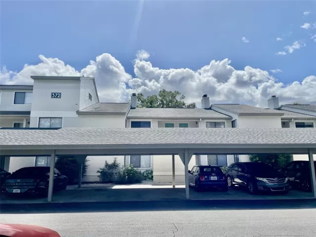 MLS: O6351569 Condo For Sale