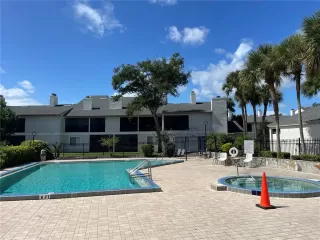 Photo #4: O6351569 Listing