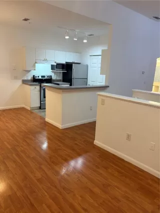 Photo #3: O6351597 Listing