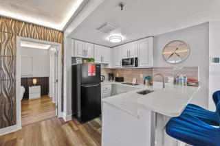 Photo #5: O6351652 Listing
