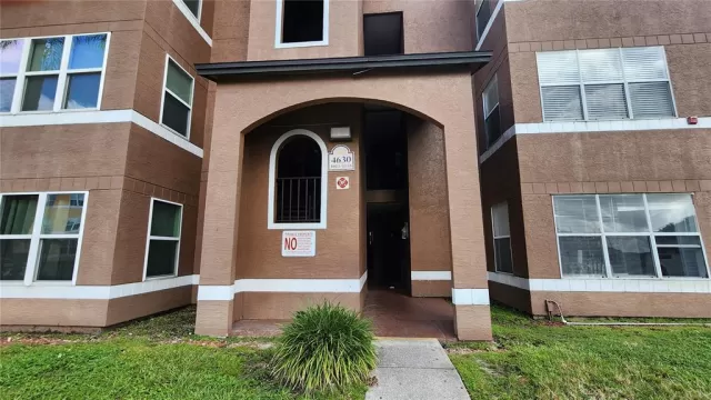 MLS: O6351799 Condo For Sale