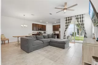 Photo #3: O6351808 Listing