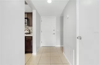 Photo #1: O6351855 Listing