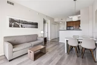 Photo #5: O6352063 Listing 