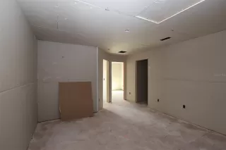 Photo #4: O6352095 Listing