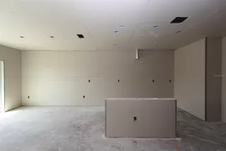 Photo #5: O6352095 Listing