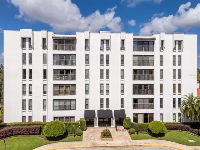 MLS: O6352115 Condo For Sale