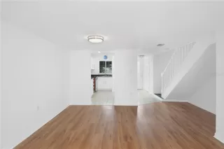 Photo #6: O6352174 Listing