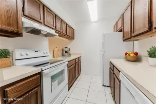 Photo #3: O6352437 Listing