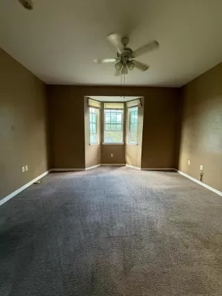 Photo #2: O6352473 Listing