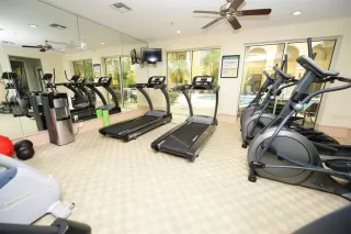 Photo #2: O6352487 Listing