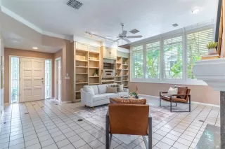 Photo #5: O6352513 Listing