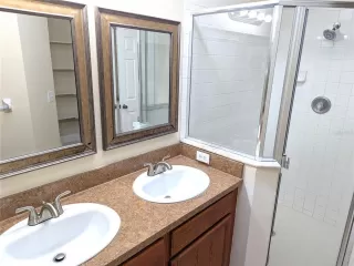 Photo #5: O6352628 Listing 