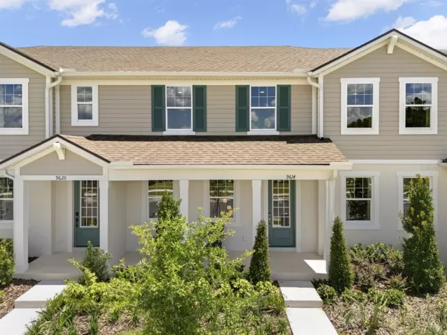 MLS: O6352753 Condo For Sale