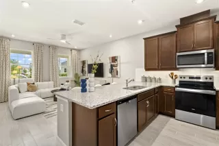 Photo #5: O6352753 Listing 