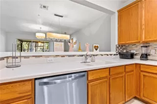 Photo #1: O6352815 Listing 