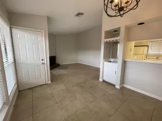 Photo #2: O6352820 Listing