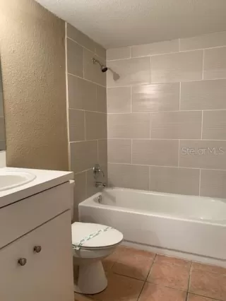 Photo #5: O6352884 Listing 