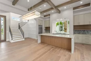 Photo #3: O6352921 Listing 