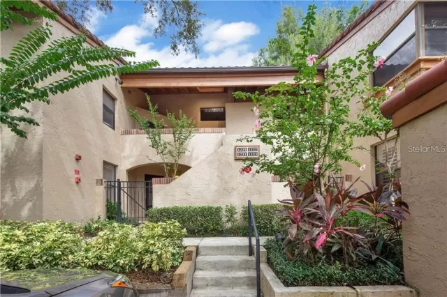 MLS: O6352970 Condo For Sale