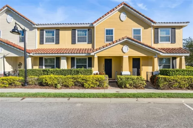 MLS: O6353008 Condo For Sale