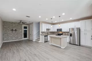 Photo #6: O6353008 Listing