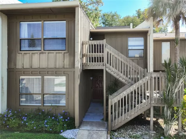 MLS: O6353193 Condo For Sale