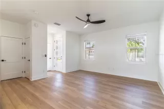 Photo #2: O6353270 Listing