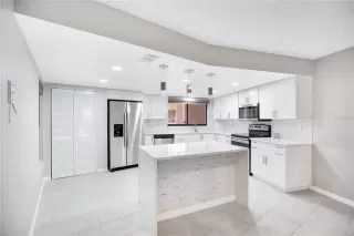 Photo #3: O6353321 Listing 