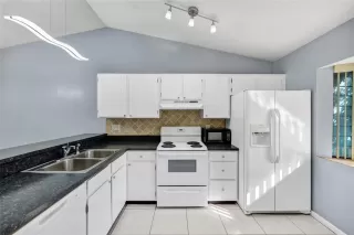 Photo #6: O6353327 Listing 