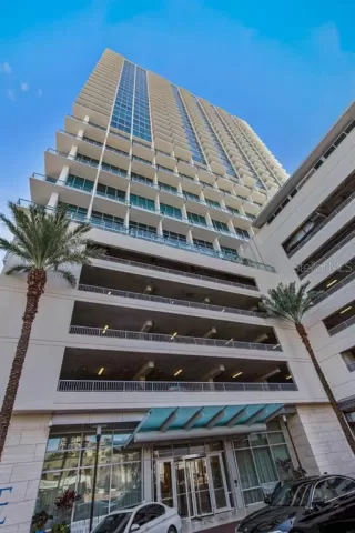 Photo #1: O6353373 Listing 