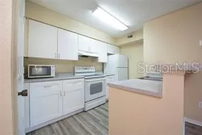 Photo #5: O6353618 Listing 