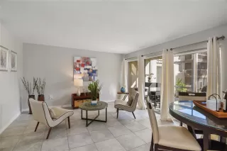 Photo #5: O6353665 Listing 