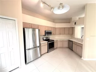 Photo #6: O6353686 Listing 