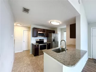 Photo #2: O6353775 Listing 