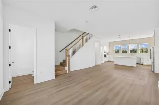 Photo #3: O6353791 Listing 