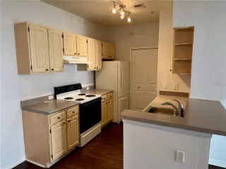 Photo #4: O6353928 Listing 