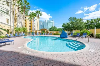 Photo #1: O6353987 Listing