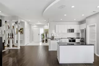 Photo #6: O6354053 Listing 