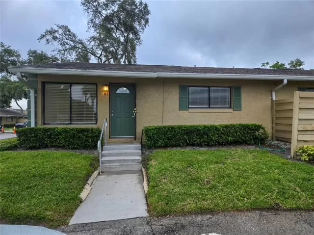 MLS: O6354130 Condo For Sale