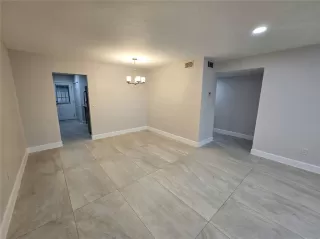 Photo #6: O6354130 Listing 